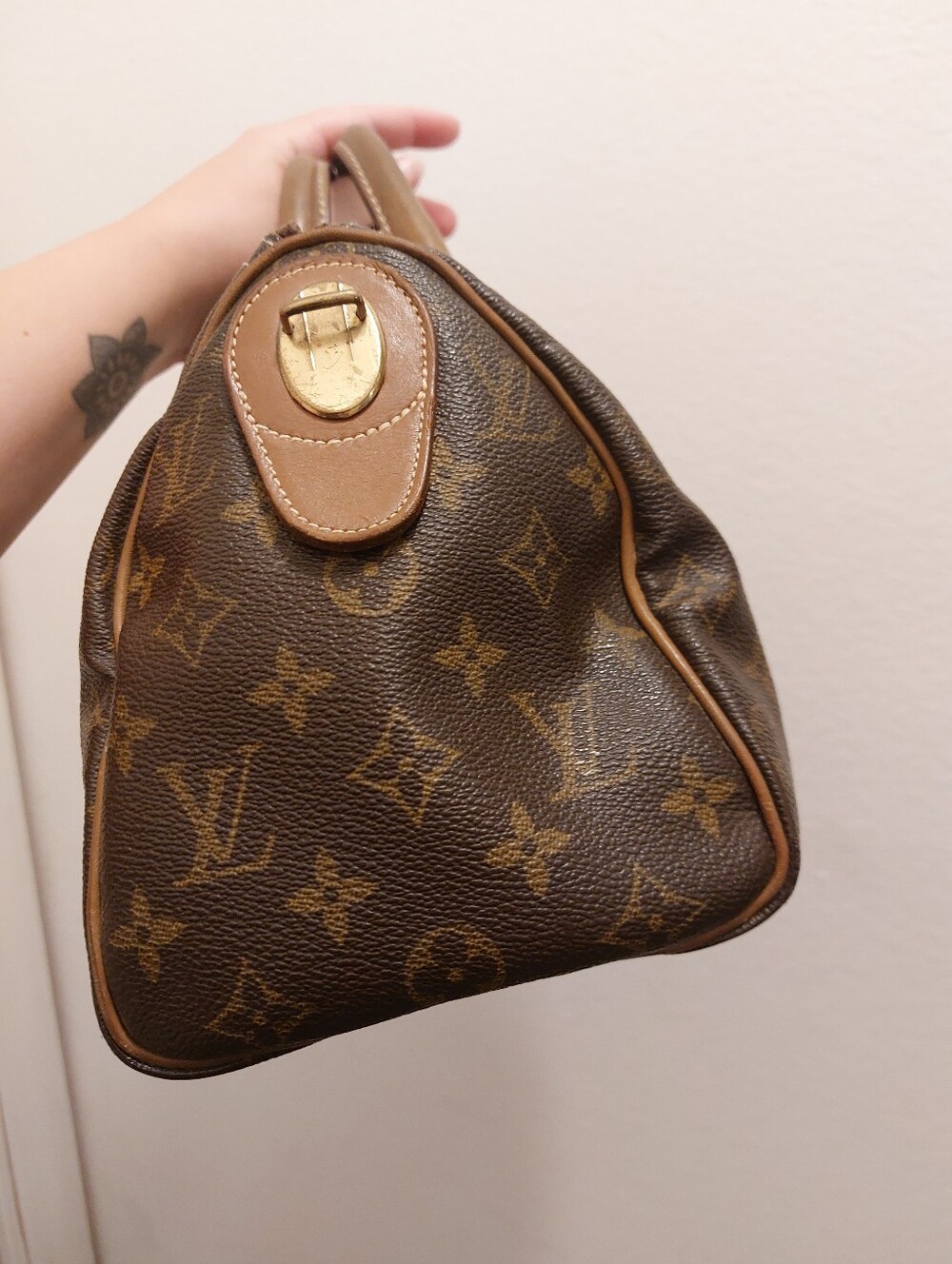 Louis Vuitton Speedy 25 Bag - Picture 5 of 11